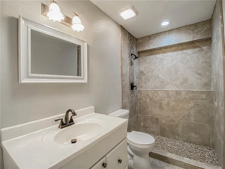 255 Starritt Ln — Photo 26
