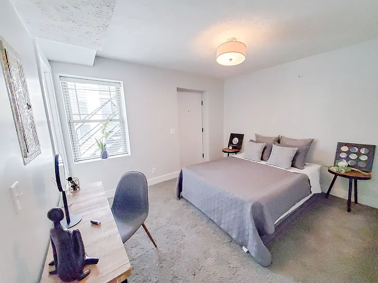 628 Park Ave — Photo 27