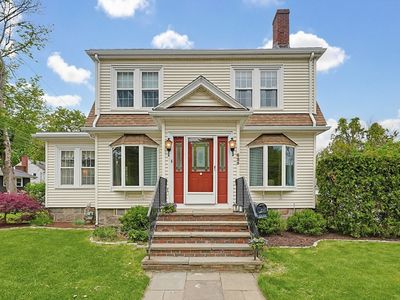 625 Canton Ave, Milton, MA, 02186