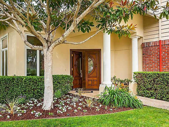 2nd image of 880 Sea Island Ln
