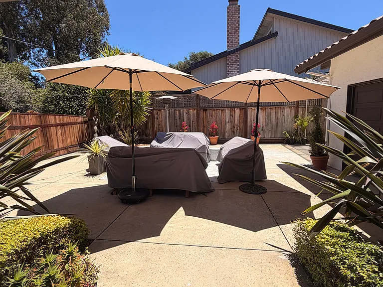 2826 Loraine Ln — Photo 9