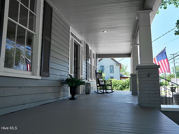 5th image of 319 W Grubb Street