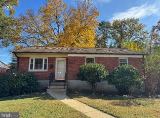 11715 Ashley Dr, Rockville, MD 20852