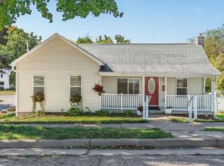 518 Vine St, Baraboo, WI 53913