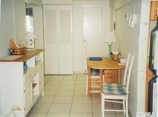 416 Lenox Rd, Huntington Station, NY 11746