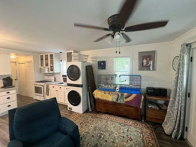 7153 Cedar Rd — Photo 21