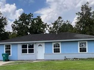 12 Daffodil Ln, Westwego, LA 70094