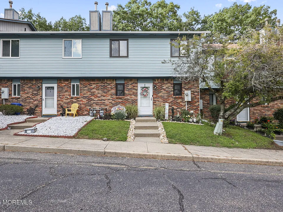 3 Eagle Ct
