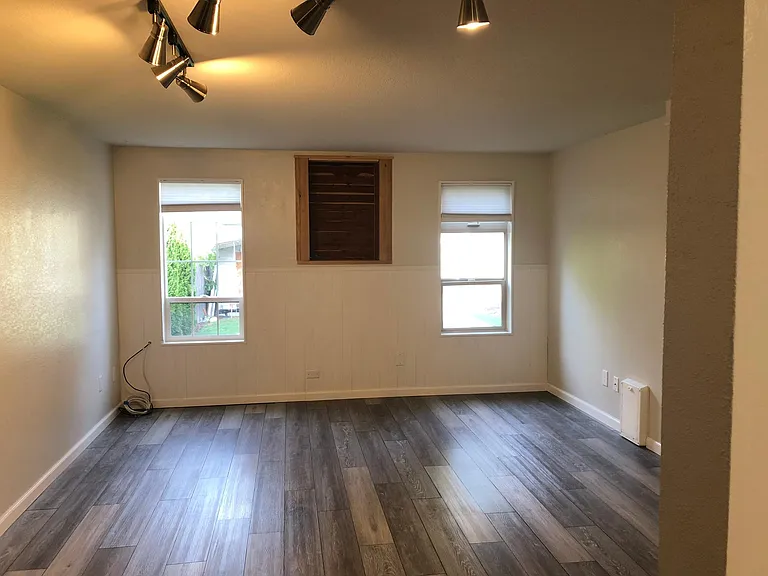 3408 Lindsay Ave — Photo 4