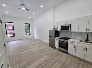 1521 Pine St APT 2F, Philadelphia, PA 19102