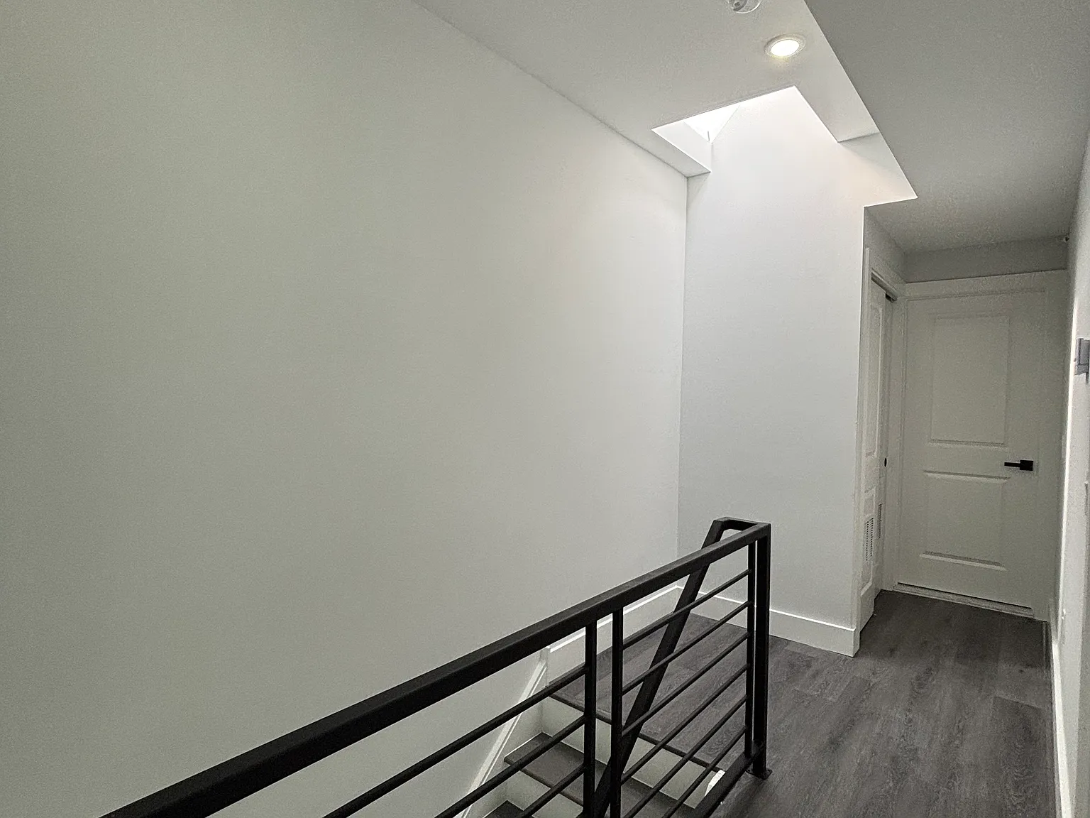 3 bed, 900 sqft, $2,000 — Photo 4