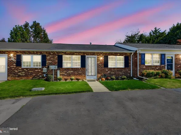 630 Pine Creek Ln, Bear, DE 19701
