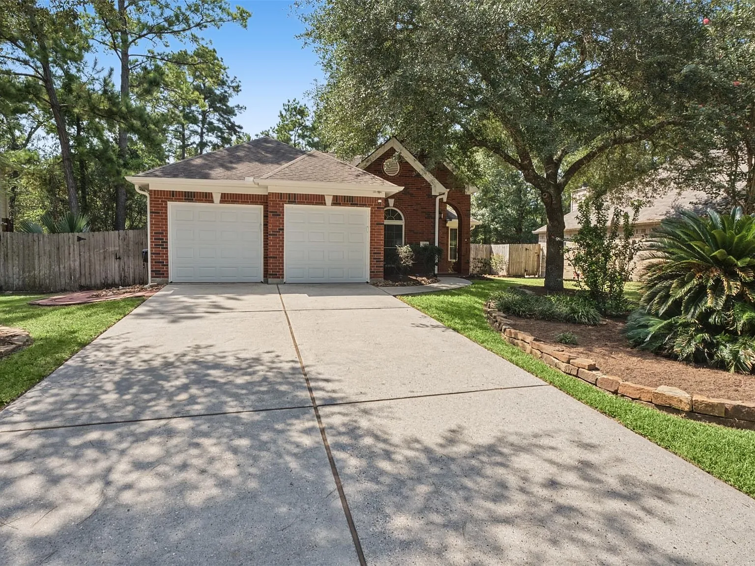 3 bed, 2.0 bath, 2057 sqft, $2,750 — Photo 3