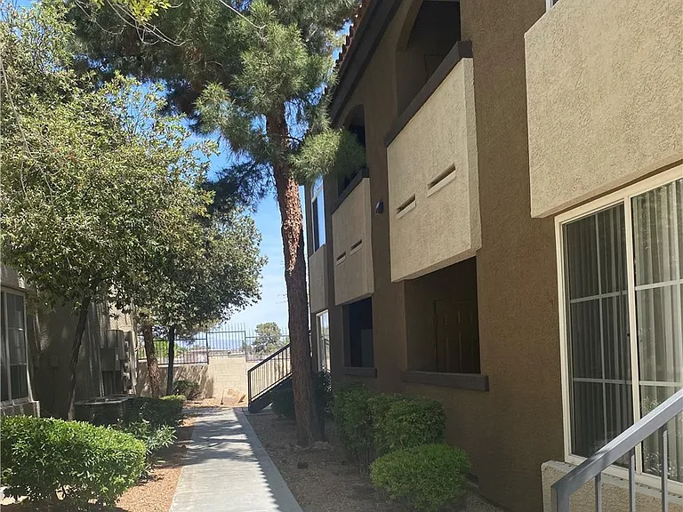 9000 Las Vegas Blvd S #2220 — Photo 4