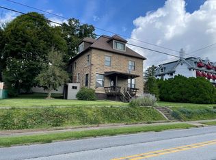539 E 10th Ave APT 2, Tarentum, PA