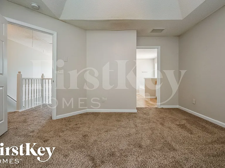 7976 Mustang Ln — Photo 8