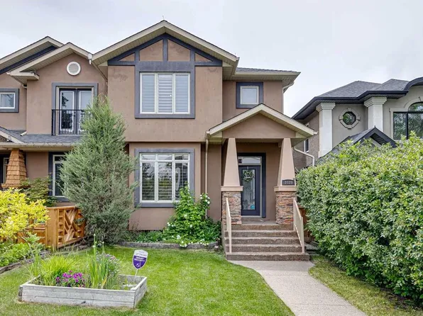 3039 E 27th St SW, Calgary, AB T3E 2G6