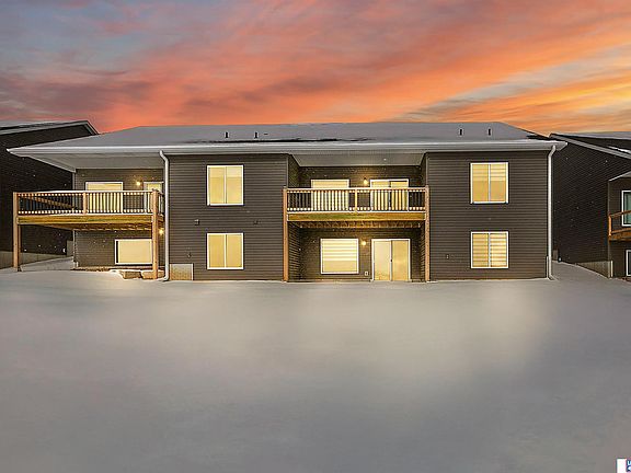 2nd image of 10665 Majestic Ln