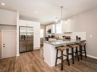 12764 Cedar Rd #2155, Cleveland, OH 44106