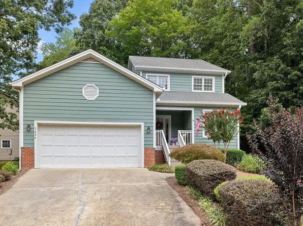 3604 Willowtree Ln, Clayton, NC 27520