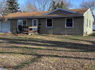 705 Jackson Ave, Spirit Lake, IA 51360