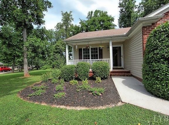 3rd image of 139 Alex Ct