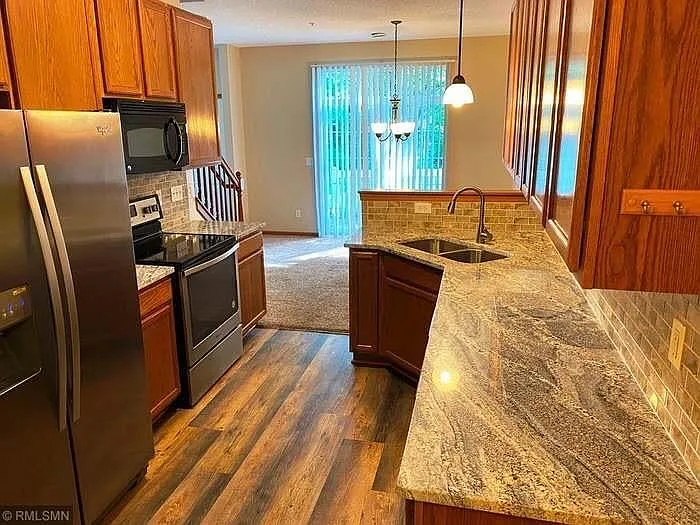 5010 Holly Ln N — Photo 3