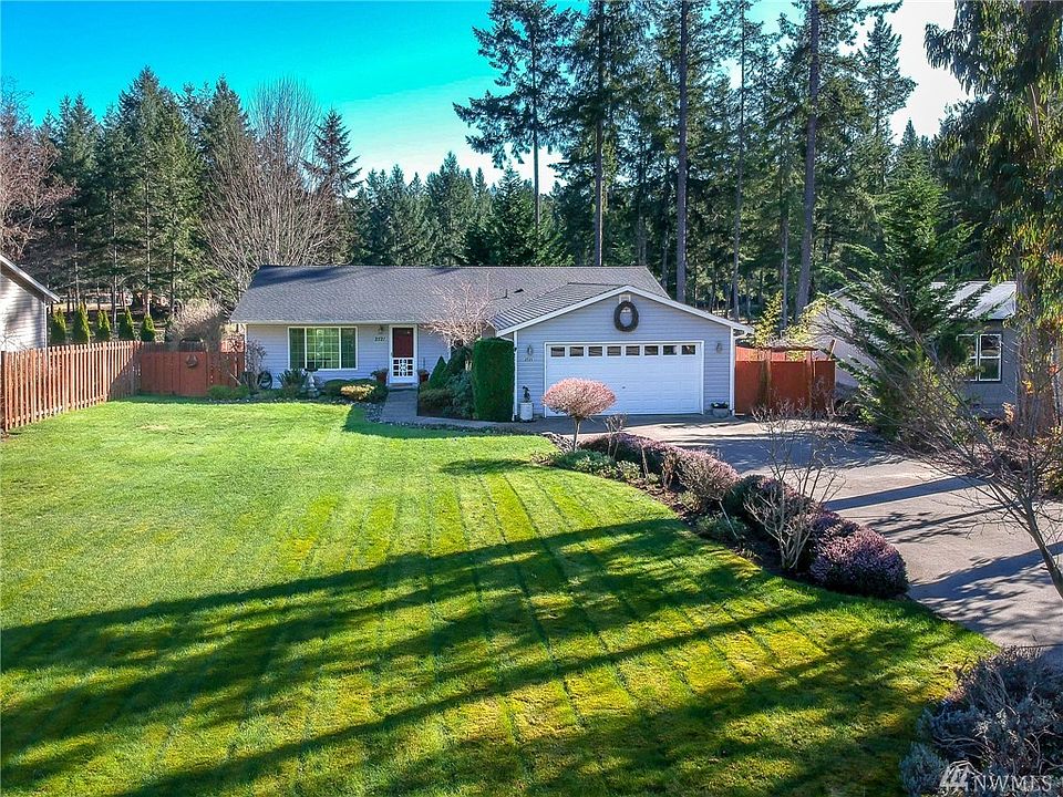 1st image of 2521 194th Ave SW
