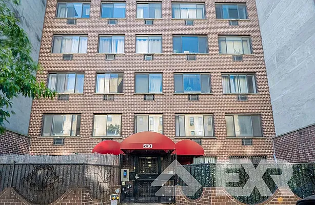 Rented by EXR | media 2