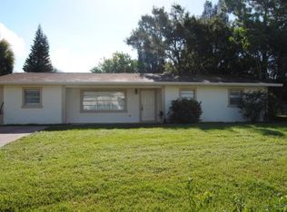 5900 Hickory Dr, Fort Pierce, FL 34982