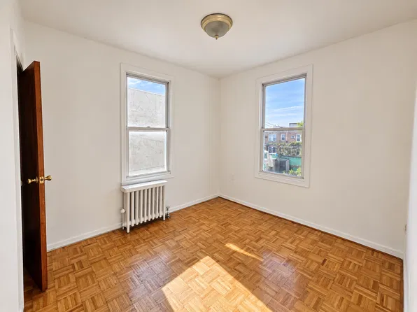 23-72 37th Street #2, photo 4