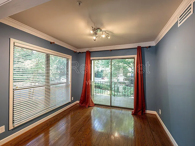 103 Ashling SE — Photo 7