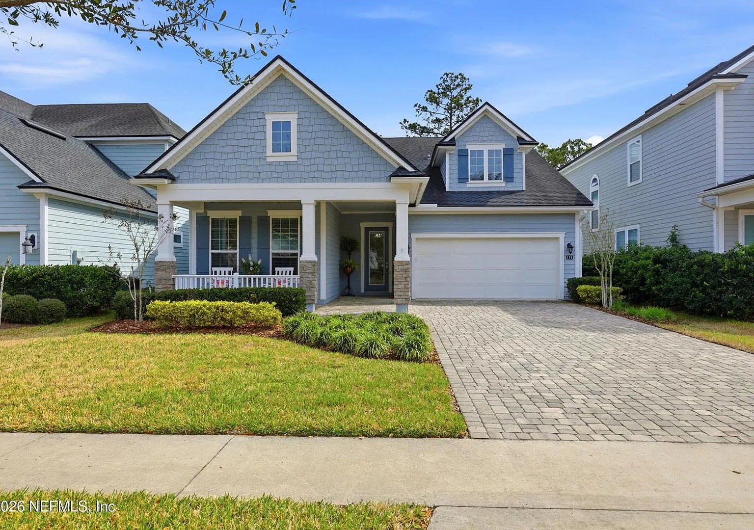429 Pelican Pointe Road — Photo 1
