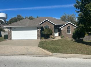 3001 W McGuffey St, Ozark, MO 65721