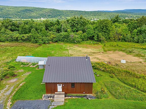 4th image of 2944 Shellhouse Mountain Road