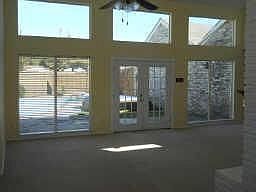 4th image of 1301 Ursula Ct