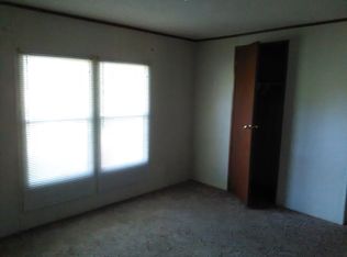 425 Saddle Ln, New Concord, KY 42076