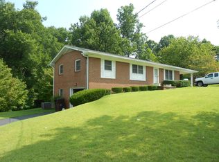 313 Royal Dr, Kingsport, TN 37663