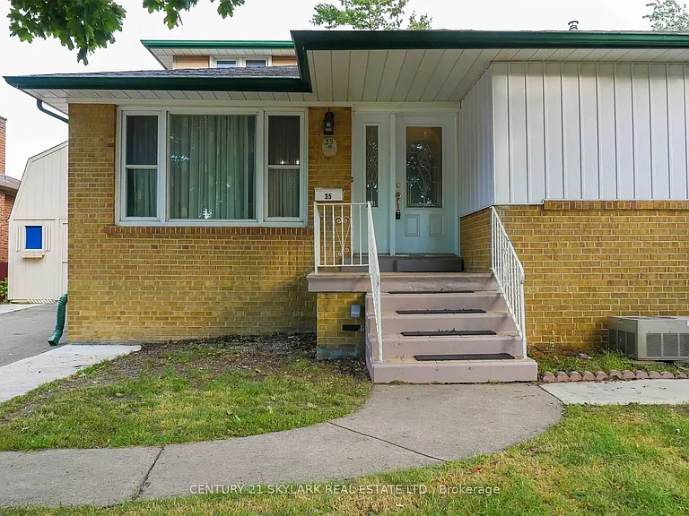 35 Cumberland Dr — Photo 3