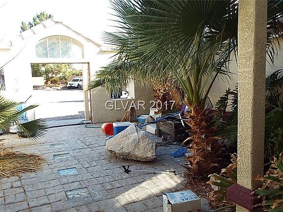 2nd image of 8275 Hickam Ave