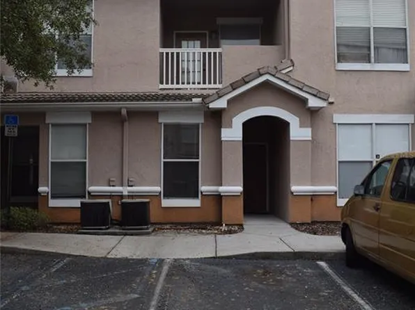 17973 Villa Creek Dr, Tampa, FL 33647