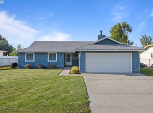 720 SW Mount Adams Ave, Boardman, OR 97818