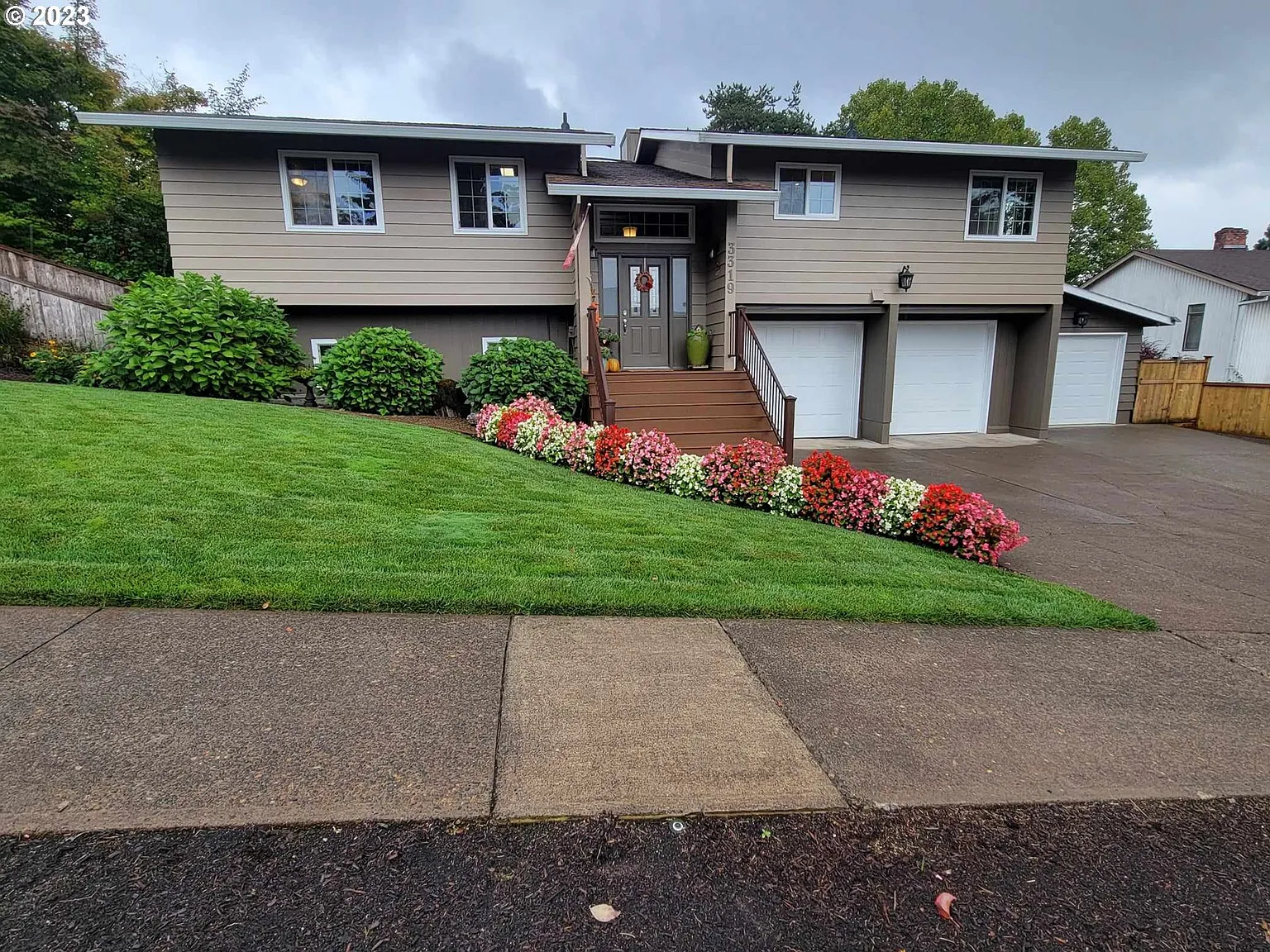 3319 Valley Crest Way photo 1