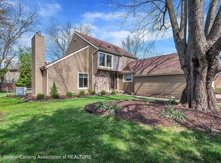 1851 Wyngarden Ln, East Lansing, MI 48823