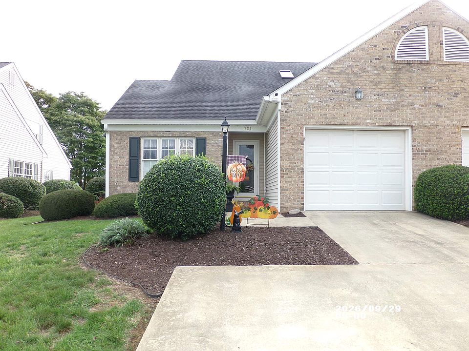 1st image of 601 Brandon Cir #601