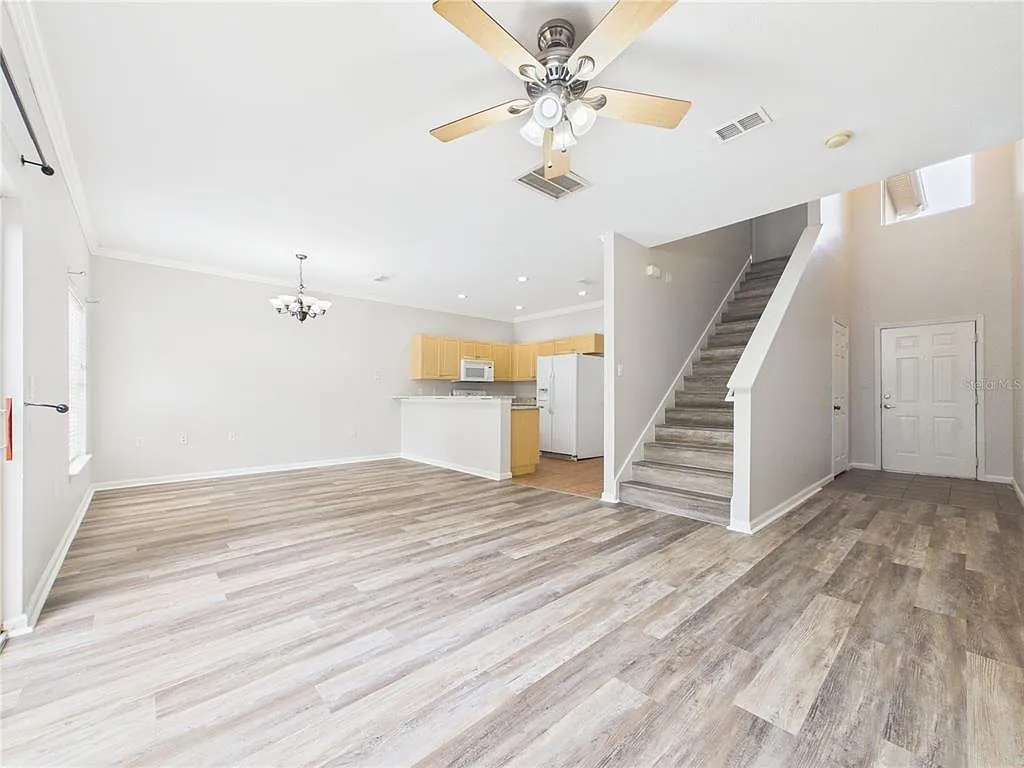 2 bed, 2.5 bath, 1526 sqft, $1,995 — Photo 4
