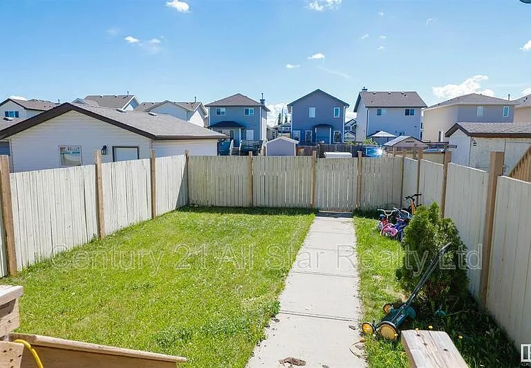 415 Aster Close — Photo 21