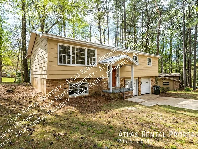 2939 Green Grove Cir NE — Photo 3