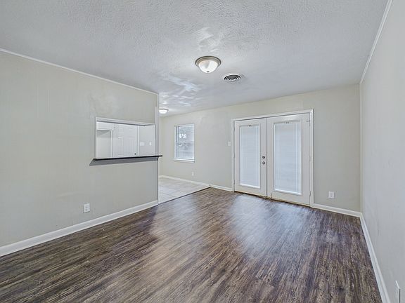 29 Rosewood Dr-20_07012026