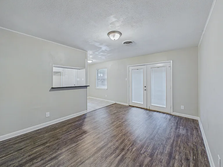 29 Rosewood Dr-20_07012026